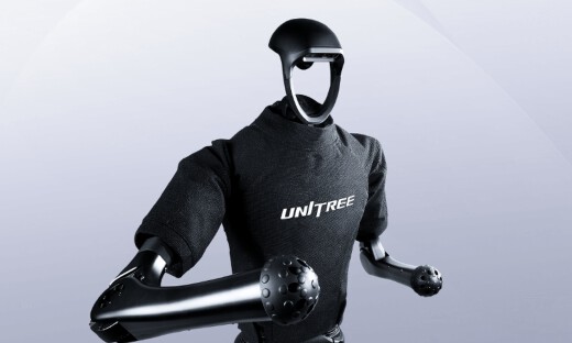 宇树科技王兴兴回应何时参加机器人格斗赛：很快