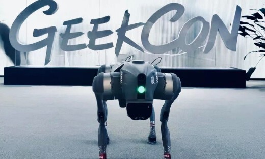 攻防速写｜越狱的宇树机器狗