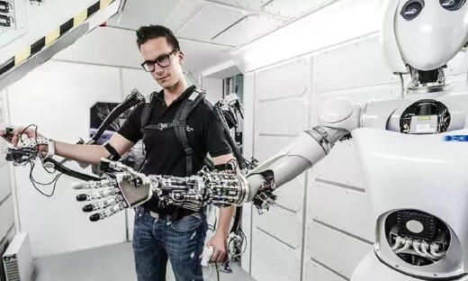 国外多所顶尖机构发布IEEE TRO人形机器人遥操作综述