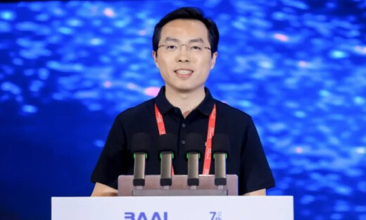 对话智源研究院王仲远：做具身智能的“安卓系统”，而非专用的“iOS”