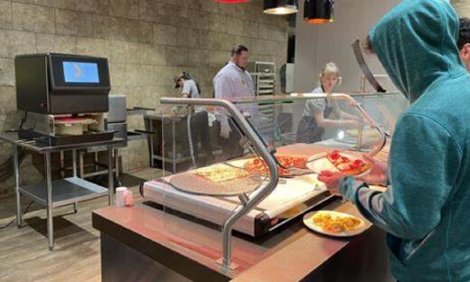 XRobotics台面机器人每月制作2.5万个披萨