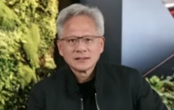 黄仁勋：人形机器人或成下个万亿产业，华为的技术可能已相当于H200