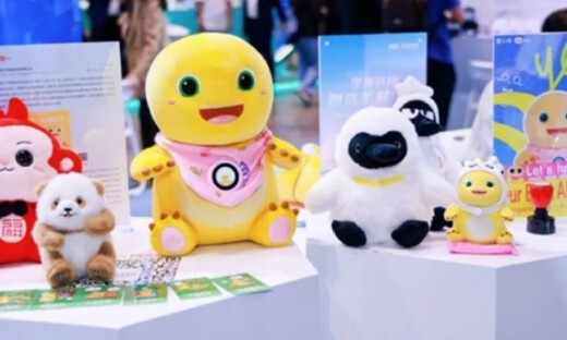 亿家亿伴推出首款AI儿童语伴机