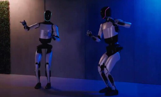 全球首家特斯拉餐厅即将开业：Optimus机器人当上服务员