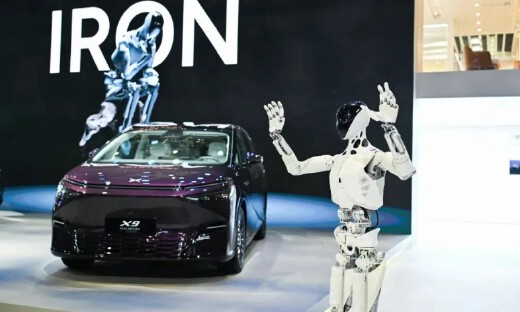 小鹏下个月发布全新一代人形机器人