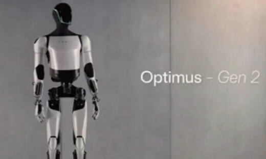 马斯克：Optimus人形机器人明年量产，5年内计划年产达100万台