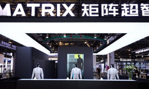 全球首秀！矩阵超智MATRIX-1引爆WAIC 2025，三大技术突破定义人形机器人行业新标杆