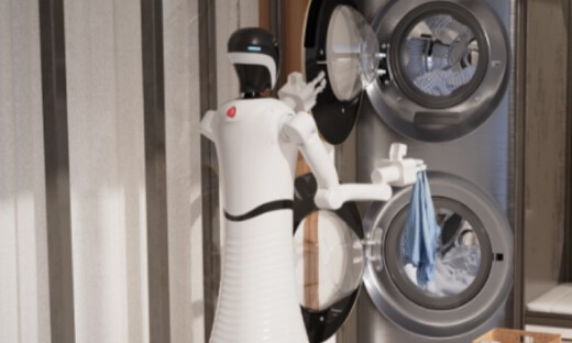 WAIC2025:人形机器人新手保护期已过，从优理奇看“生存之道”