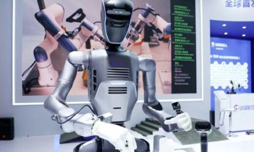 越疆发布新一代具身智能人形机器人DOBOT Atom Ⅱ