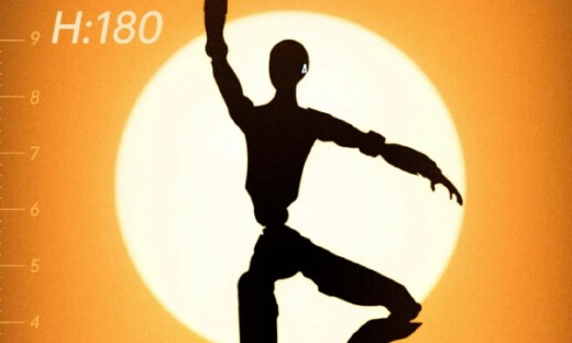 王兴兴：机器人明年可试水电影特技