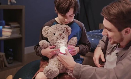 一年20万台出货，AI玩具公司Haivivi刚拿了2亿新融资，我们和创始人聊了聊