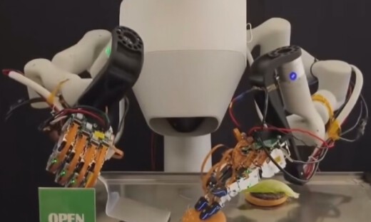 宇树人形机器人，转战厨房