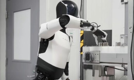 马斯克发布《宏伟蓝图4》：特斯拉80%价值在于机器人，还意外露出了一款新车