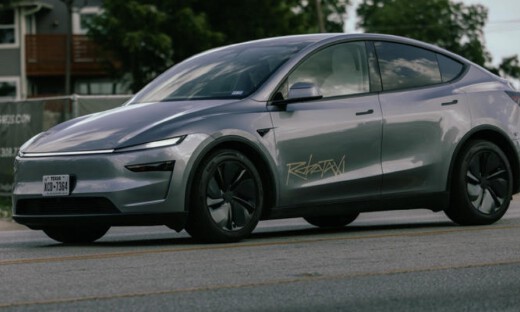 特斯拉RoboTaxi应用正式向公众开放