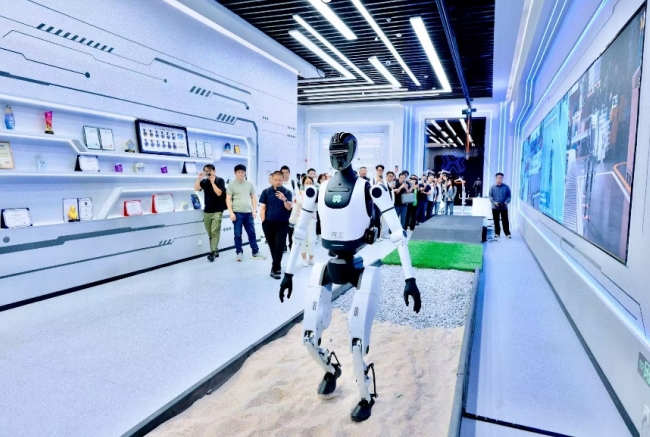 共绘具身未来，ADI携手产业伙伴举行人形机器人媒体分享会