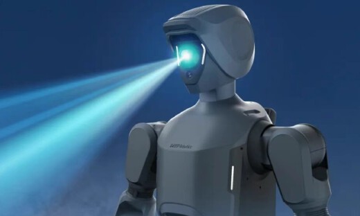 云深处发布人形机器人DR02