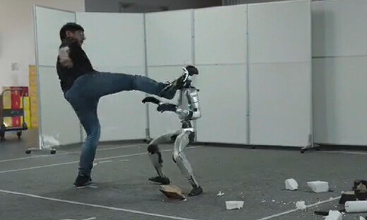 “踹不倒”的人形机器人开源了！清华、北大、银河通用、上海期智联合发布Any2Track框架！