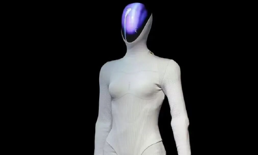 年销量100万台：老实人何小鹏，搞AI比李想更激进