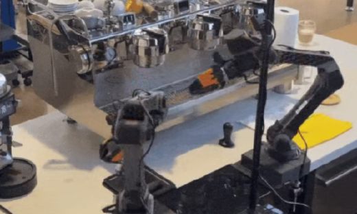 PI获42亿元融资，估值飙升至392亿