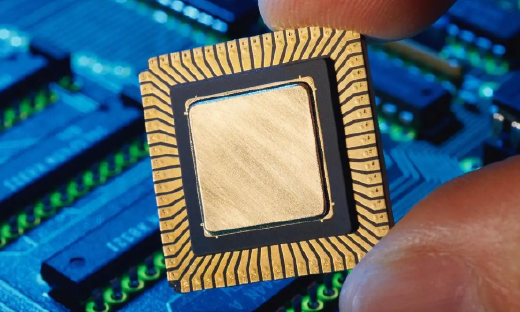 美国正考虑允许英伟达向中国出售H200芯片