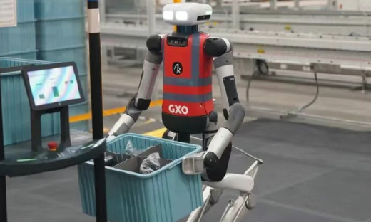 第一家能赚钱的人形企业，回来了