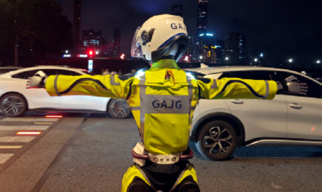 上海交警已经不是人……