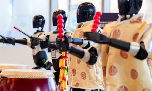 2025，具身智能正在惩罚“持有者”