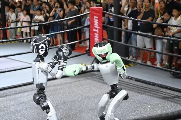 机器人亮相春晚 赞助金额达5亿