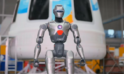 众擎机器人与穿越者达成深度战略合作，启动人形机器人宇航员探索计划