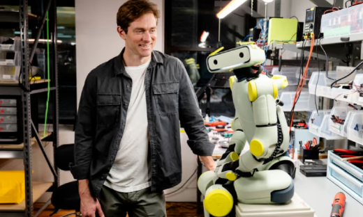 纽约人形创企，结束了两年秘密研发