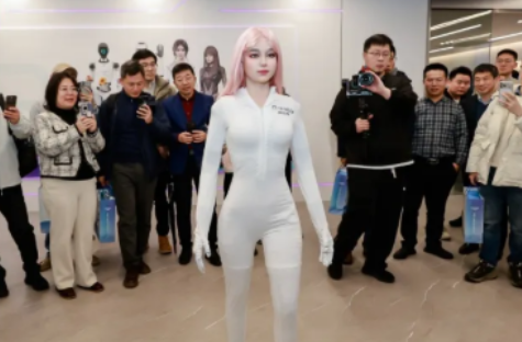 卓益得发布全球首款完全仿生机器人