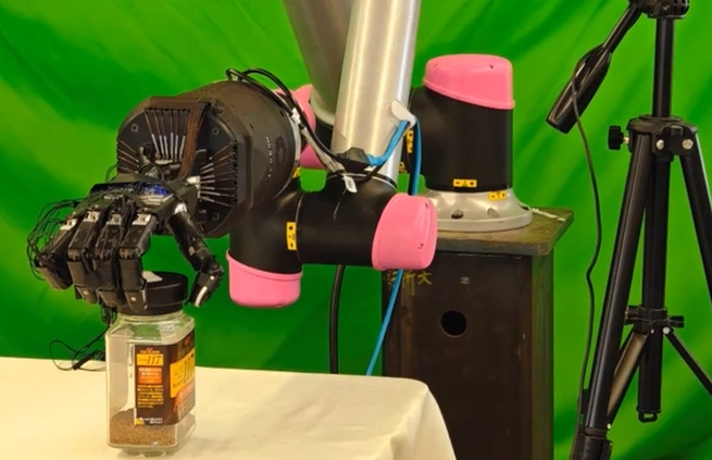 如何用250美元低成本硬件，实现机器手类人灵巧操作？｜Science Robotics