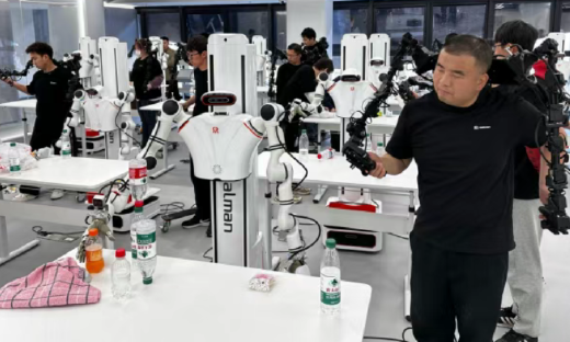 天价数采如何降本：一场正在改写“数据生产函数”的工业革命