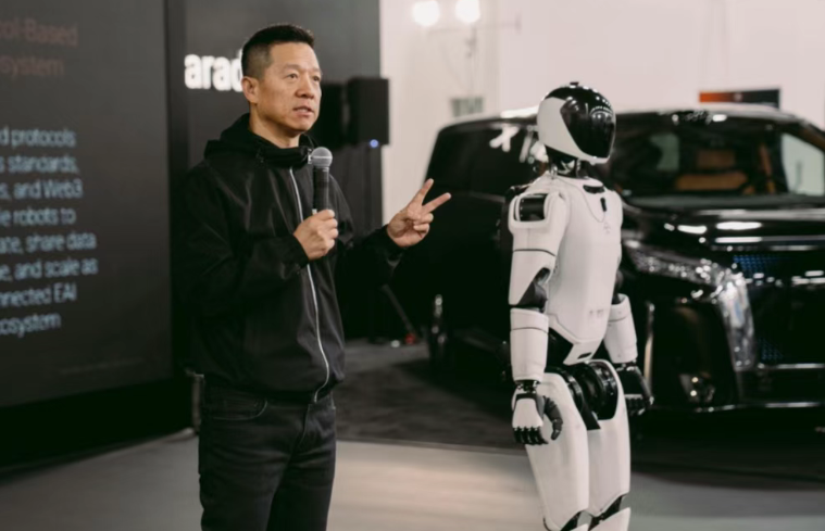 贾跃亭“画饼”人形机器人