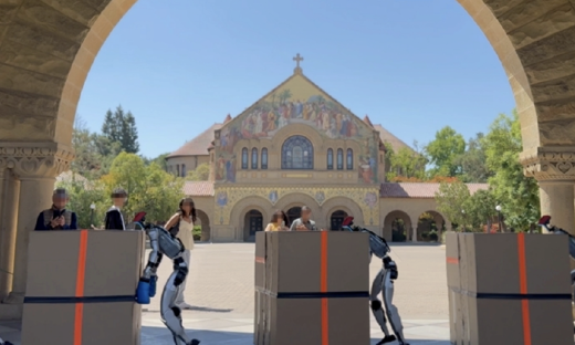 人形机器人大脑发展的三个阶段