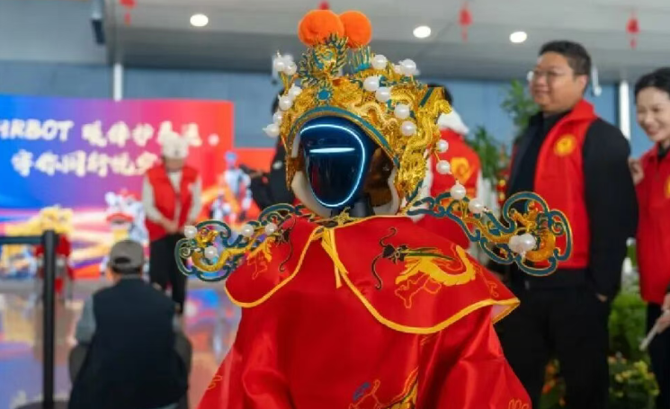 这个春节，机器“牛马”们真的忙疯了