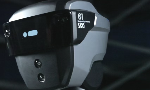 场景原生的人形机器人，正在补上无人仓的最后一块拼图