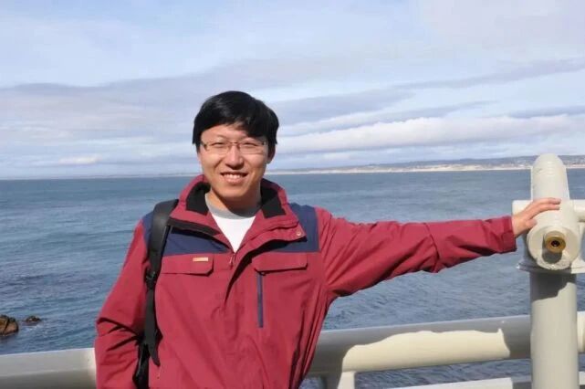 自动驾驶F4引领具身智能新浪潮