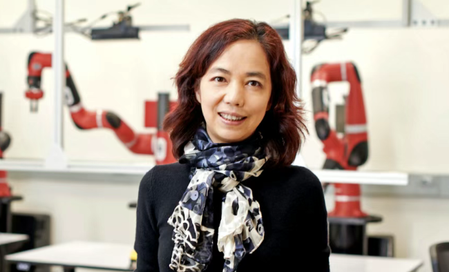 AI教母，“唱衰”人形机器人？