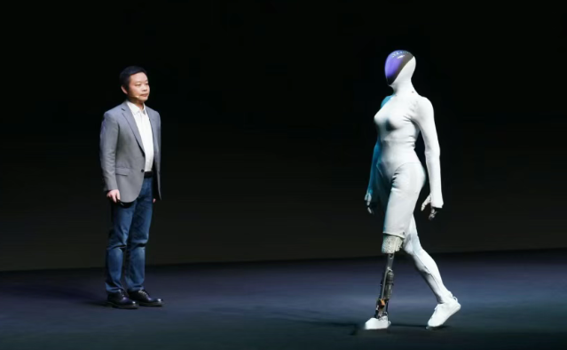 两会上多位领导、十余位专家，对机器人与具身智能都划了哪些重点？一文看懂！