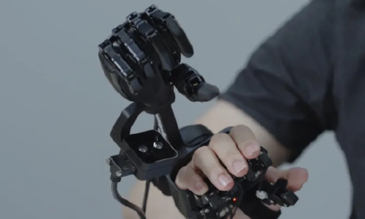 BeingBeyond正式发布U1，全球首款Real DexUMI