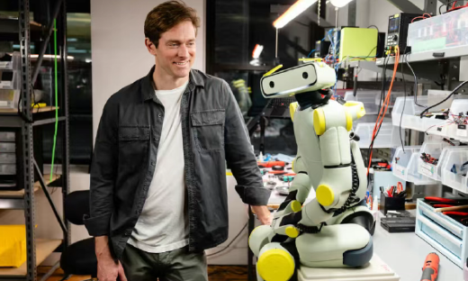 亚马逊正式下场，收购人形机器人初创公司！