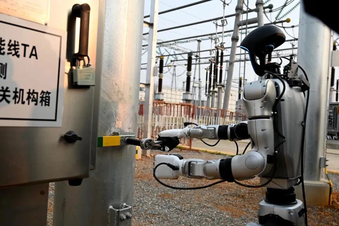 68亿电网大单背后，人形机器人进电网是风口还是泡沫？