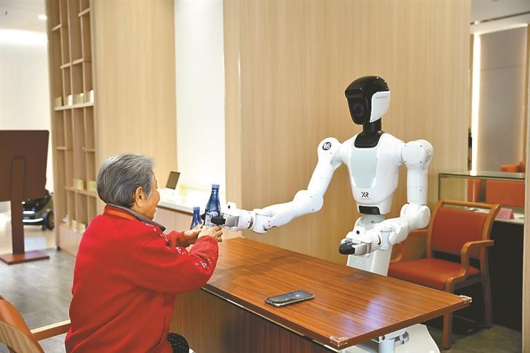 机器人进教室被卡，预演了具身机器人的社会准入挑战