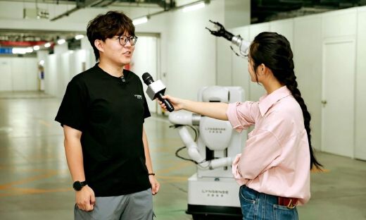 98年中科大博士段逸凡创立灵犀智涌 以“模型+Harness”架构打破工业具身“唯模型困局”