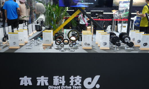 本末科技双线并进，以核心部件与整机创新加速具身智能商业化落地